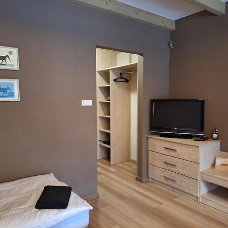 Gostar Aparthotel Jelenia Gora Exterior photo