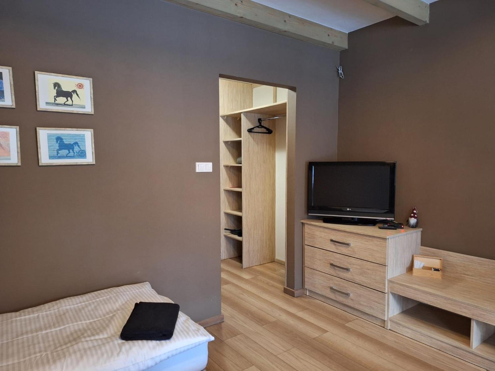 Gostar Aparthotel Jelenia Gora Exterior photo