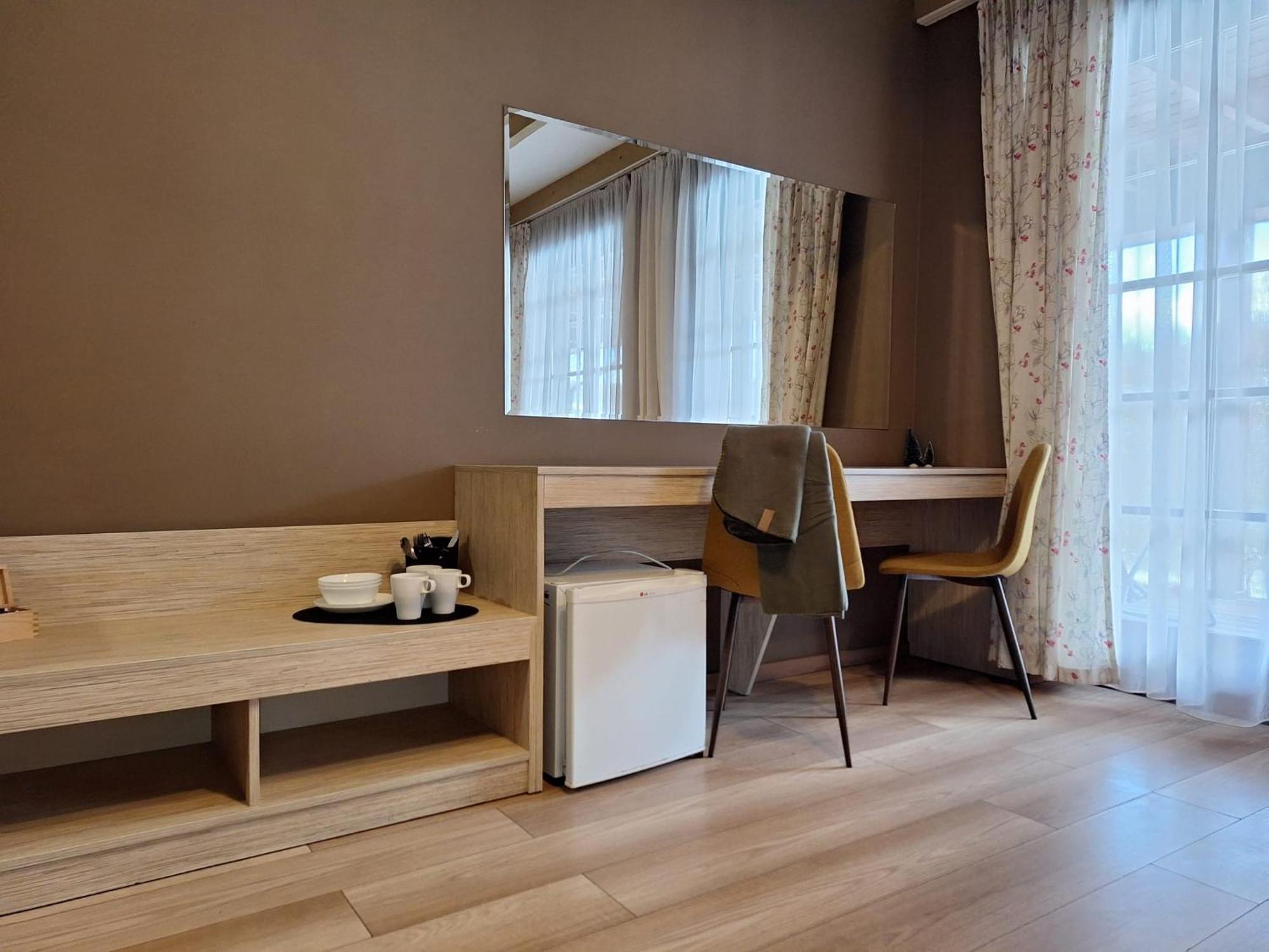 Gostar Aparthotel Jelenia Gora Exterior photo