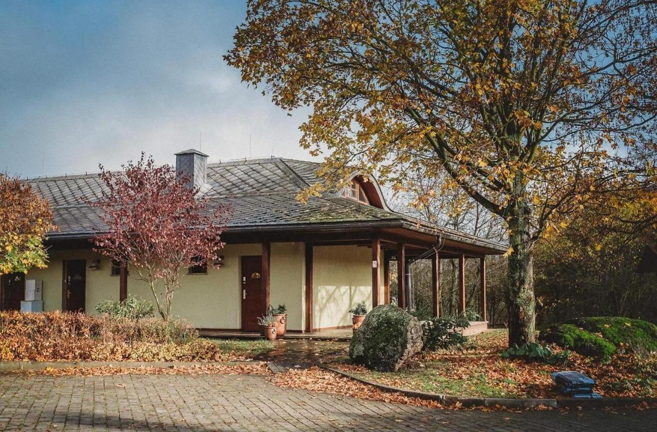 Gostar Aparthotel Jelenia Gora Exterior photo