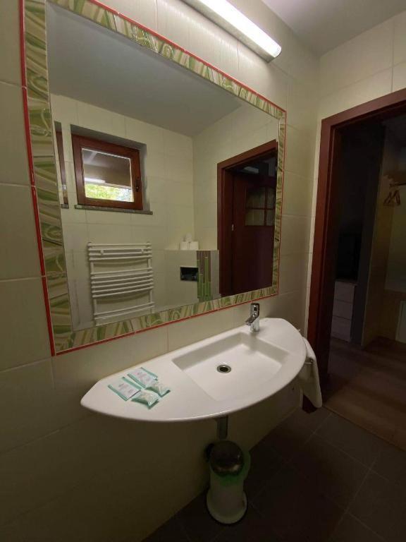Gostar Aparthotel Jelenia Gora Exterior photo
